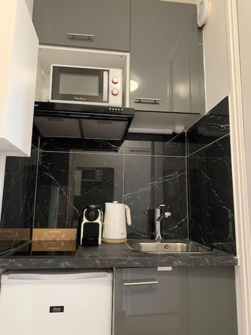 Appartement Cosy Balcon Montparnasse Parijs